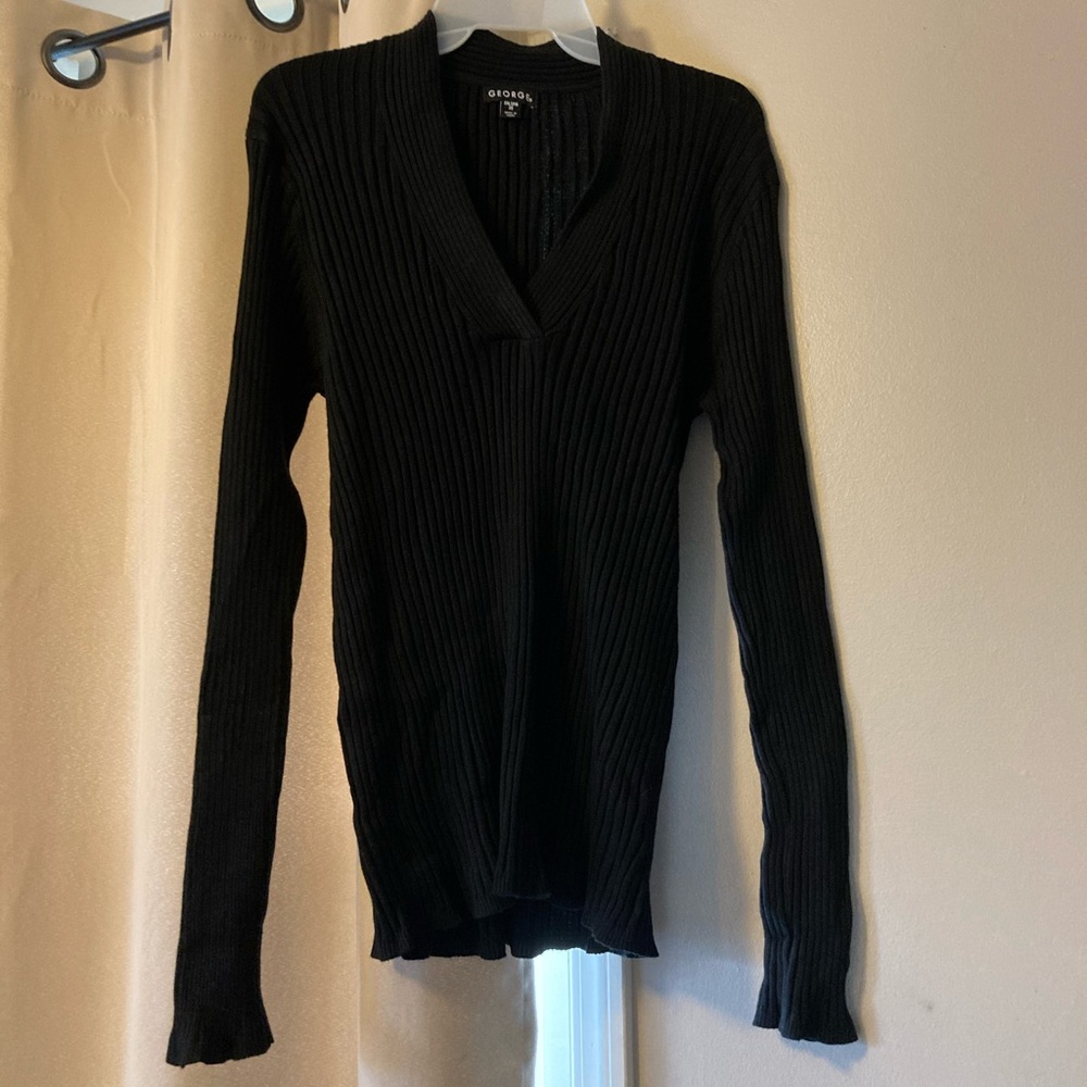 George ribbed long sleeve V-neck sweater